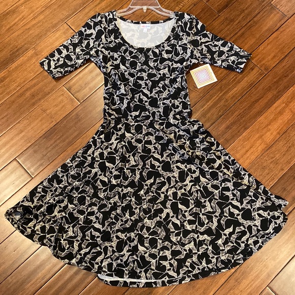 LULaRoe dress - Picture 1 of 5